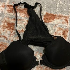 32A Victoria Secret Front Snap Racer back lace bra